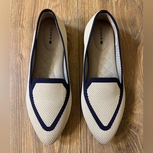 Brand New Birdies! ✨ The Blackbird in Eggshell